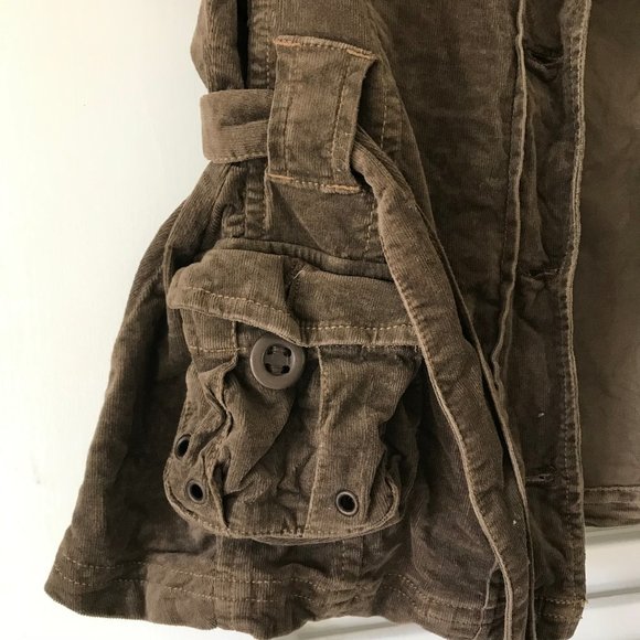 Militaresque Corduroy Vest - Picture 3 of 4